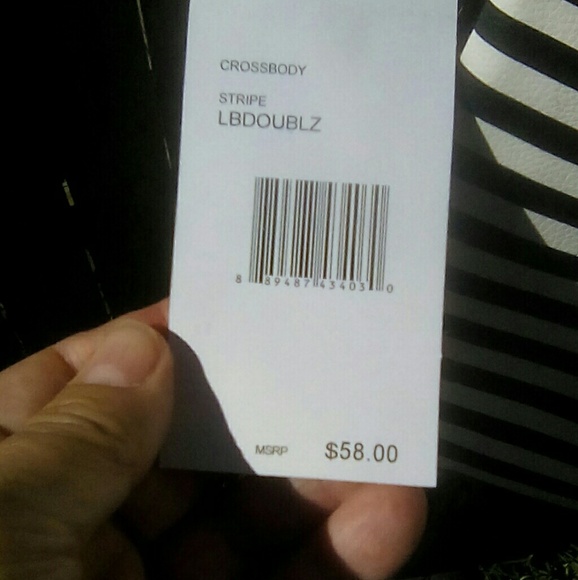 Betsey Johnson Black&White Striped Cat Bag NWT - Picture 5 of 7